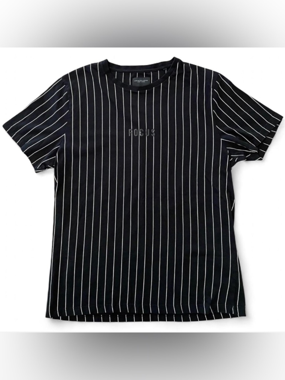DENIM & FLOWER Black & White Striped T-shirt